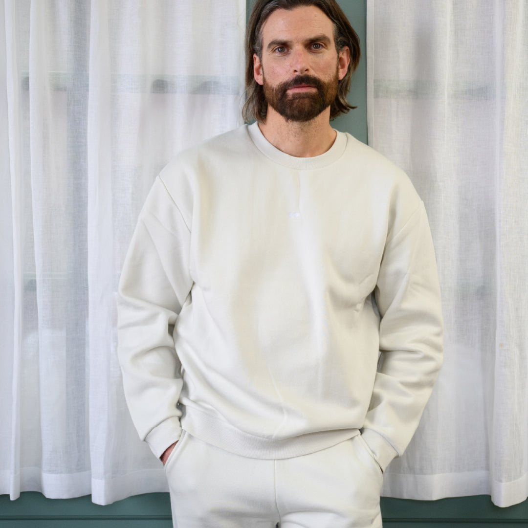 Comfy Sweater Off White - Comfyballs.is
